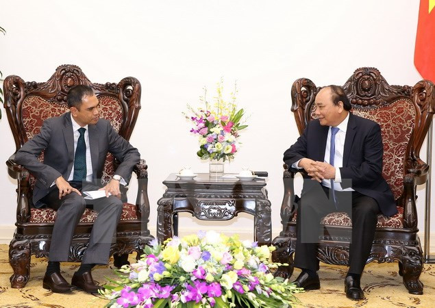 Nguyen Xuan Phuc reçoit les ambassadeurs malaisien et thaïlandais ảnh 1 Nguyen Xuan Phuc reçoit les ambassadeurs malaisien et thaïlandais ảnh 1