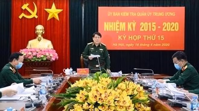 La Commission d’inspection de la Commission militaire centrale tient sa 15e session ảnh 1