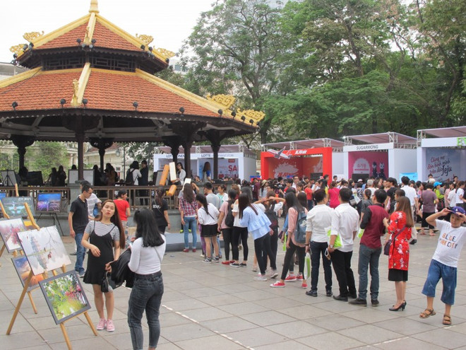 "Les Journées sud-coréennes" enflamme les foules à Hanoi ảnh 3