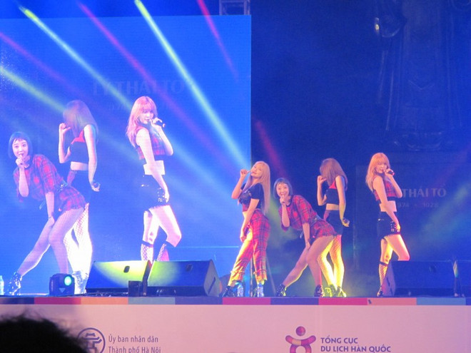 "Les Journées sud-coréennes" enflamme les foules à Hanoi ảnh 2