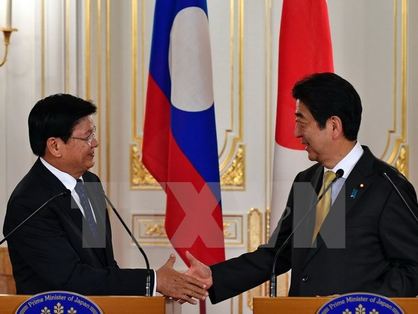 Japon et Laos discutent du plan de développement commun ảnh 1 Japon et Laos discutent du plan de développement commun ảnh 1