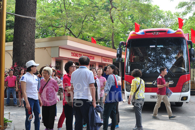 Bond du nombre de touristes étrangers à Hanoï ảnh 1 Bond du nombre de touristes étrangers à Hanoï ảnh 1