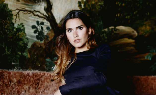 Une chanteuse française se produit à Da Nang ảnh 1