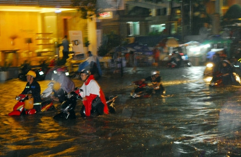 Des experts étrangers se penchent sur le problème des inondations à Hô Chi Minh-Ville ảnh 1 Des experts étrangers se penchent sur le problème des inondations à Hô Chi Minh-Ville ảnh 1