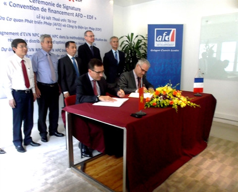 Signature de conventions de financement entre l’AFD et EDF à Hanoi ảnh 1 Signature de conventions de financement entre l’AFD et EDF à Hanoi ảnh 1