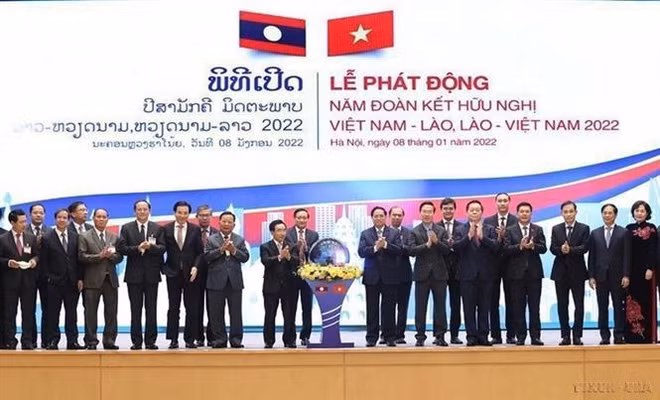 Vietnam et Laos ciblent 2 milliards de dollars du commerce bilatéral ảnh 2