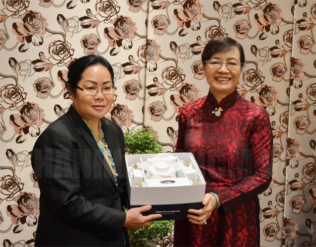 Hô Chi Minh-Ville et Xieng Khouang stimulent la coopération ảnh 1 Hô Chi Minh-Ville et Xieng Khouang stimulent la coopération ảnh 1