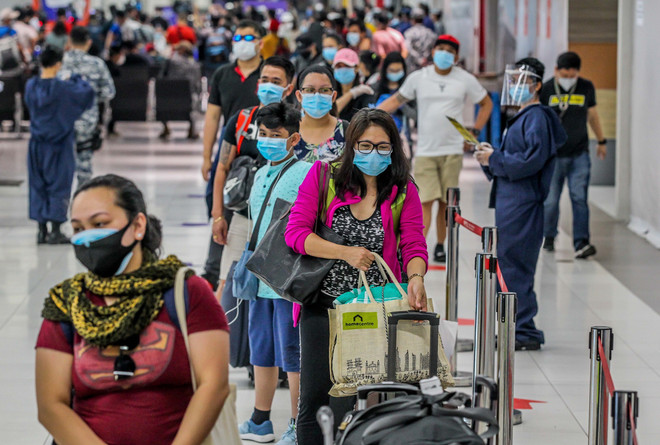 Les Philippines et l'Indonésie confirment des milliers de nouveaux cas de COVID-19 ảnh 1 Les Philippines et l'Indonésie confirment des milliers de nouveaux cas de COVID-19 ảnh 1