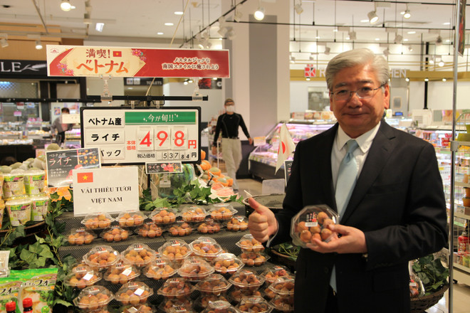 Le directeur régional de AEON pour l’ASEAN apprécie la qualité du litchi «thieu» du Vietnam ảnh 1 Le directeur régional de AEON pour l’ASEAN apprécie la qualité du litchi «thieu» du Vietnam ảnh 1