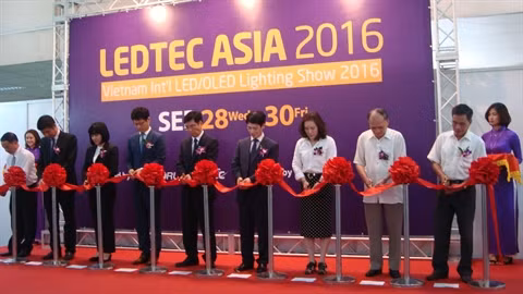 Ouverture de la 5e expo internationale LEDTEC ASIA 2016 à Hanoï ảnh 1