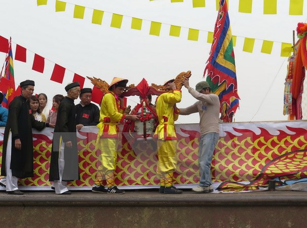 Une fête pour commémorer les rois Trân ảnh 1 Une fête pour commémorer les rois Trân ảnh 1