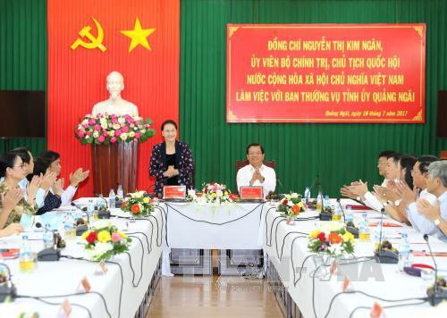 La présidente de l’AN Nguyên Thi Kim Ngân en visite de travail à Quang Ngai ảnh 1 La présidente de l’AN Nguyên Thi Kim Ngân en visite de travail à Quang Ngai ảnh 1