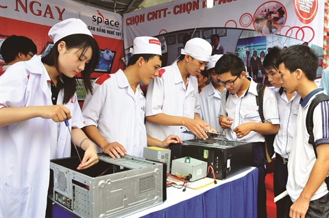 Plus de 1,6 million d’emplois créés en 2015 au Vietnam ảnh 2 Plus de 1,6 million d’emplois créés en 2015 au Vietnam ảnh 2