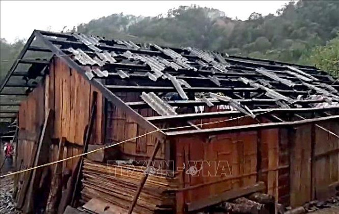 La Croix-Rouge vietnamienne offre des aides aux provinces frappées par la grêle ảnh 1 La Croix-Rouge vietnamienne offre des aides aux provinces frappées par la grêle ảnh 1