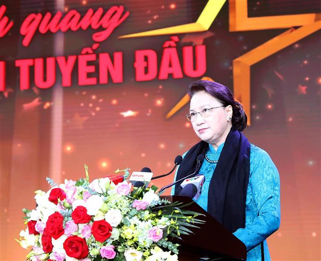 COVID-19 : une centaine de collectifs et particuliers récompensés ảnh 1 COVID-19 : une centaine de collectifs et particuliers récompensés ảnh 1