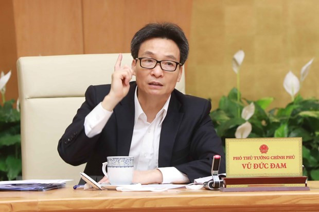 Resserrement des mesures face à l’épidémie de COVID-19 ảnh 1 Resserrement des mesures face à l’épidémie de COVID-19 ảnh 1