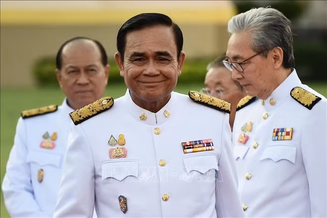 Thaïlande : le Premier ministre survit à un vote de confiance ảnh 1 Thaïlande : le Premier ministre survit à un vote de confiance ảnh 1