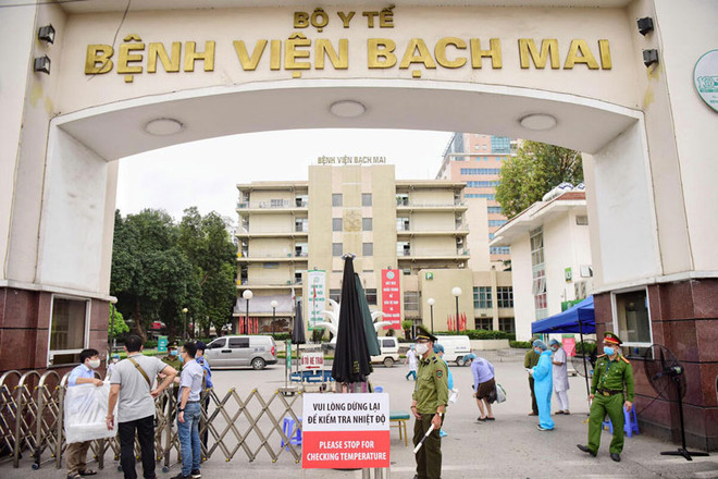 Coronavirus: l’Hôpital Bach Mai accueille des patients graves venus d'autres établissements médicaux ảnh 1 Coronavirus: l’Hôpital Bach Mai accueille des patients graves venus d'autres établissements médicaux ảnh 1