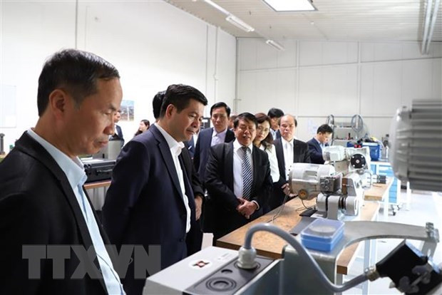 Les entreprises allemandes optimistes quant à la reprise économique à moyen terme du Vietnam ảnh 1 Les entreprises allemandes optimistes quant à la reprise économique à moyen terme du Vietnam ảnh 1