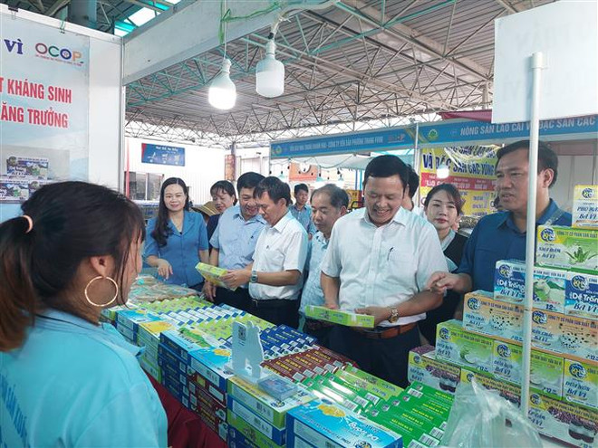 Semaine de promotion des produits agricoles de Hanoï ảnh 1 Semaine de promotion des produits agricoles de Hanoï ảnh 1