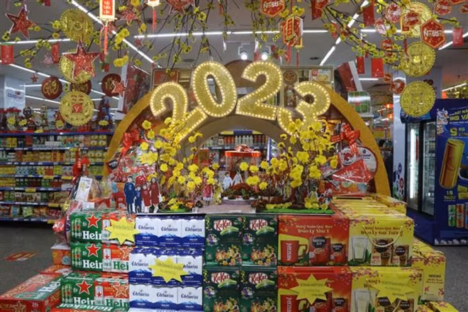 Les marchandises pour Nouvel An lunaire sont prêtes ảnh 1