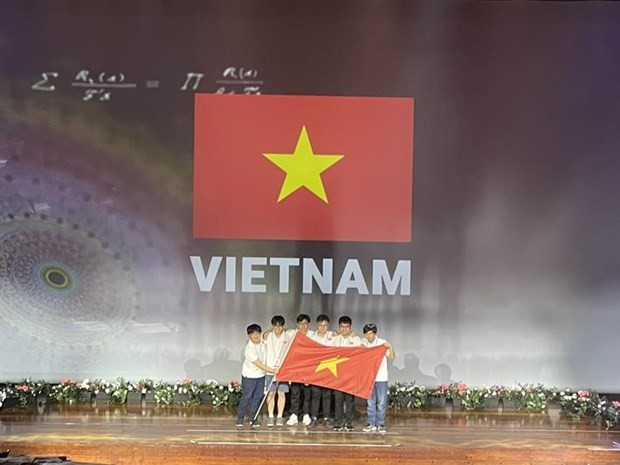 Histoires intéressantes de l'équipe vietnamienne à l'Olympiade Internationale de Mathématiques 2023 ảnh 2 Histoires intéressantes de l'équipe vietnamienne à l'Olympiade Internationale de Mathématiques 2023 ảnh 2