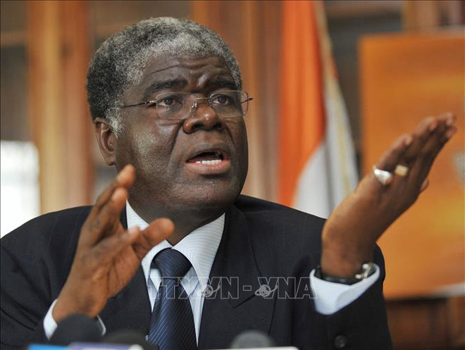 Félicitations au Premier ministre Robert Beugré Mambé de la République de Côte d'Ivoire ảnh 1 Félicitations au Premier ministre Robert Beugré Mambé de la République de Côte d'Ivoire ảnh 1