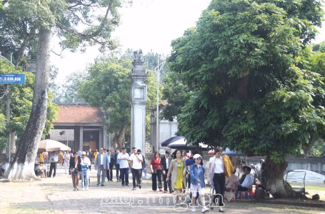Reprise impressionnante du secteur des services à Hung Yen ảnh 1