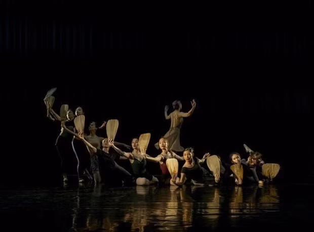 Premier ballet racontant l'histoire de Kieu mis en scène à HCM-Ville ảnh 1