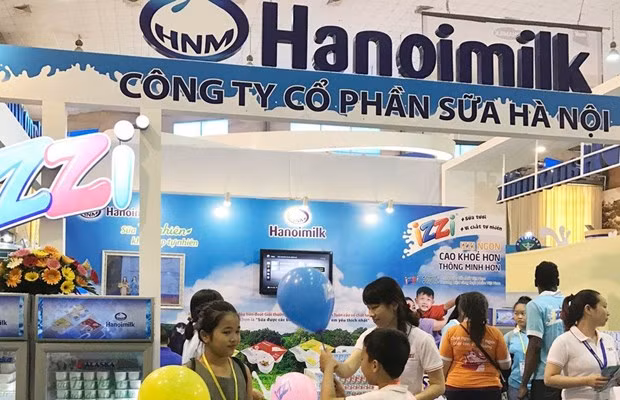Deux nouvelles entreprises laitières vietnamiennes autorisées à exporter en Chine ảnh 1