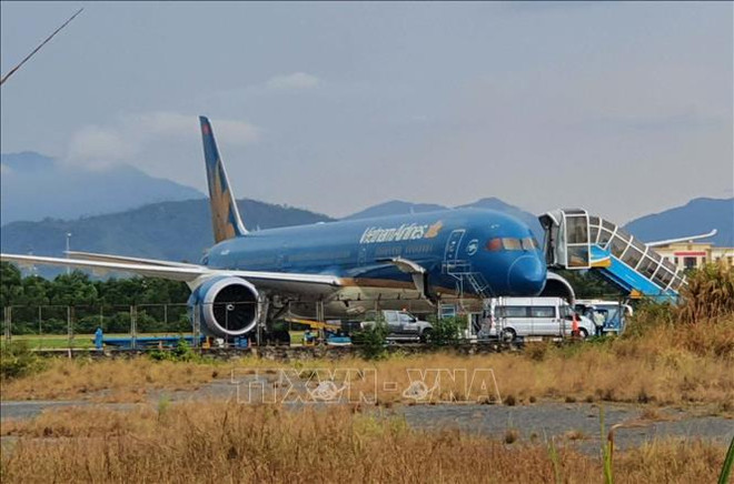 Rapatriement de plus de 340 Vietnamiens à Taïwan (Chine) ảnh 1