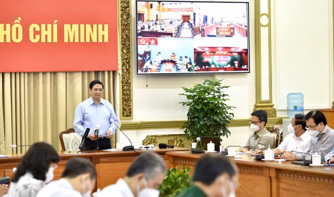 Le PM affirme continuer à soutenir Ho Chi Minh-Ville dans la lutte contre le COVID-19 ảnh 1