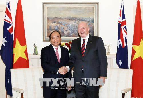 Le PM Nguyen Xuan Phuc rencontre le gouverneur général d’Australie ảnh 1 Le PM Nguyen Xuan Phuc rencontre le gouverneur général d’Australie ảnh 1
