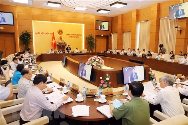 Ouverture de la 28e session du Comité permanent de l’Assemblée nationale ảnh 1 Ouverture de la 28e session du Comité permanent de l’Assemblée nationale ảnh 1