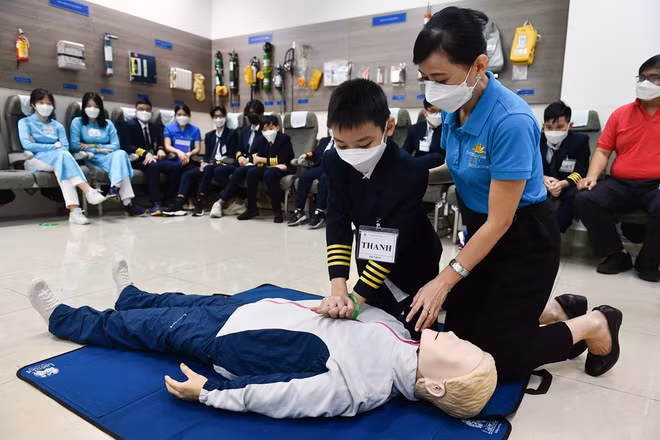 Lancement d'un programme d’orientation professionnelle en aviation civile ảnh 1