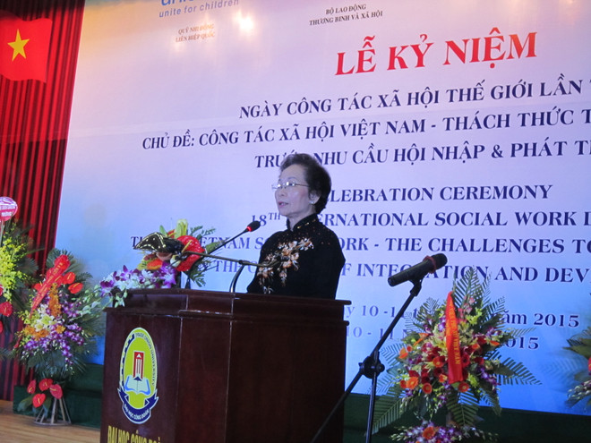 Célébration de la Journée mondiale du travail social à Hanoi ảnh 1 Célébration de la Journée mondiale du travail social à Hanoi ảnh 1