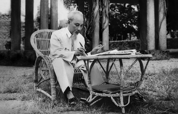 Des dirigeants étrangers félicitent l’anniversaire du président Ho Chi Minh ảnh 1 Des dirigeants étrangers félicitent l’anniversaire du président Ho Chi Minh ảnh 1