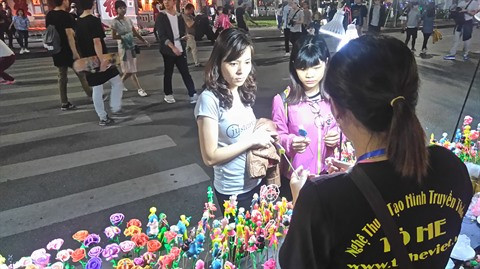 Faire revivre les tò he, beauté de la culture populaire du Vietnam ảnh 3 Faire revivre les tò he, beauté de la culture populaire du Vietnam ảnh 3