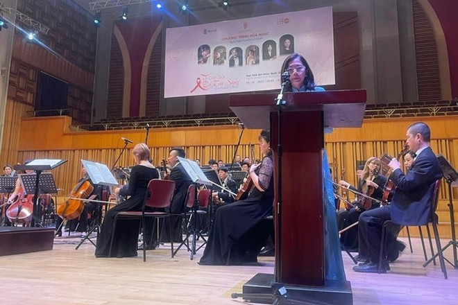 Un concert sensibilise à l'égalité hommes-femmes ảnh 1