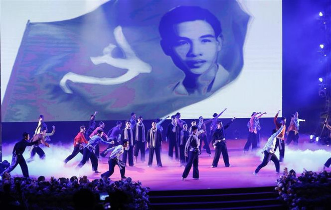 Une grande cérémonie marquant le 100e anniversaire du feu PM Vo Van Kiet à Vinh Long ảnh 2 Une grande cérémonie marquant le 100e anniversaire du feu PM Vo Van Kiet à Vinh Long ảnh 2