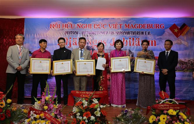 Célébration des 30 ans de l'Association d'amitié Allemagne-Vietnam de la ville de Magdebourg ảnh 1
