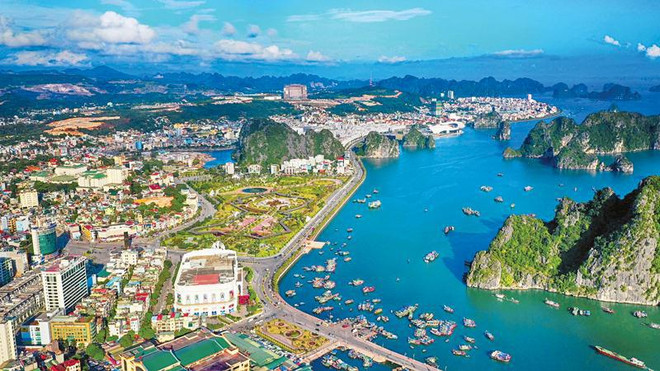 Quang Ninh dépasse pour la première fois la barre des 2 milliards de dollars d'IDE ảnh 1 Quang Ninh dépasse pour la première fois la barre des 2 milliards de dollars d'IDE ảnh 1