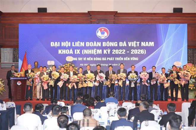 La Fédération vietnamienne de football a son nouveau président ảnh 2
