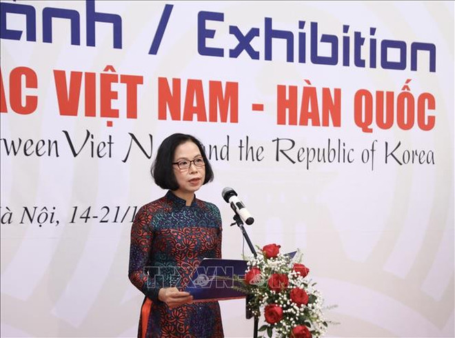 Exposition de photos "30 ans de coopération Vietnam – République de Corée" ảnh 3 Exposition de photos "30 ans de coopération Vietnam – République de Corée" ảnh 3