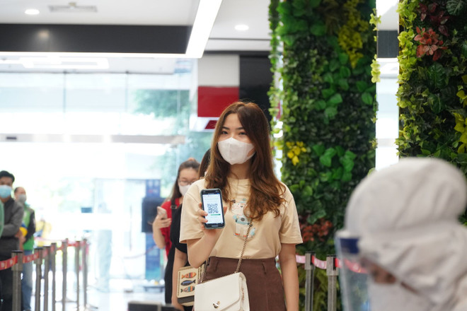 Vietjet augmente ses services et offre des tests du COVID-19 gratuits ảnh 2 Vietjet augmente ses services et offre des tests du COVID-19 gratuits ảnh 2