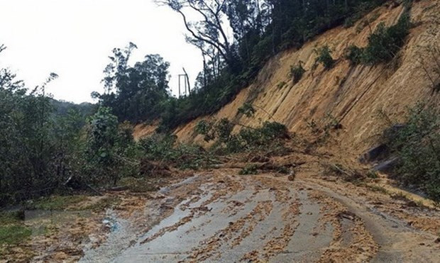 Intempéries: le 7e typhon s'affaiblit en une dépression tropicale; Kompasu se dirige vers le Vietnam ảnh 3 Intempéries: le 7e typhon s'affaiblit en une dépression tropicale; Kompasu se dirige vers le Vietnam ảnh 3