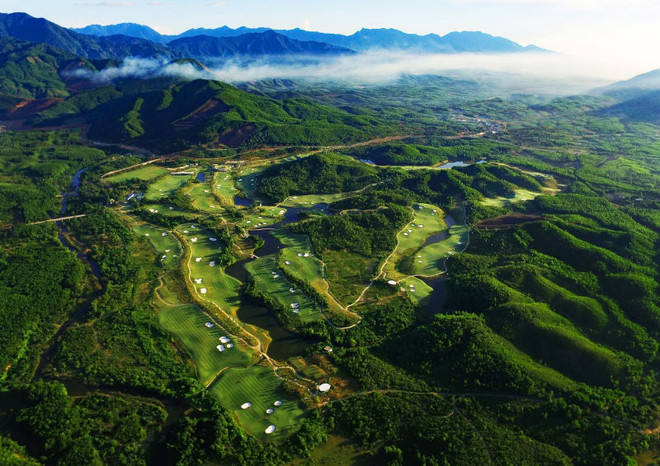 Le Vietnam reconnu comme la meilleure destination de golf du monde et de l'Asie 2021 ảnh 2 Le Vietnam reconnu comme la meilleure destination de golf du monde et de l'Asie 2021 ảnh 2