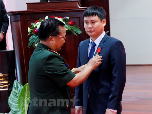 Star Telecom, joint-venture de Viettel au Laos, primé par le gouvernement laotien ảnh 1 Star Telecom, joint-venture de Viettel au Laos, primé par le gouvernement laotien ảnh 1