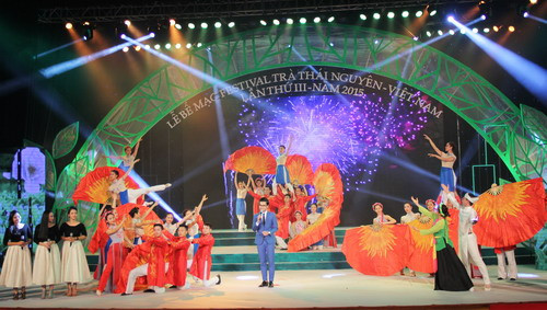 Clôture du 3e Festival du thé de Thai Nguyen ảnh 1 Clôture du 3e Festival du thé de Thai Nguyen ảnh 1