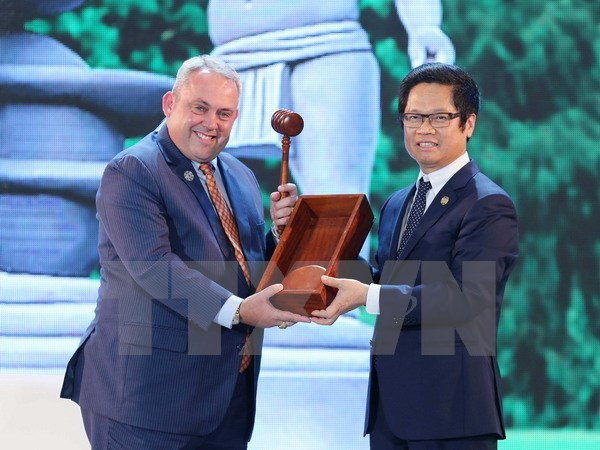 Clôture du sommet des chefs d’entreprises de l’APEC 2017 ảnh 1 Clôture du sommet des chefs d’entreprises de l’APEC 2017 ảnh 1